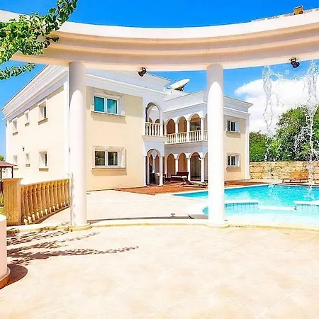 Hotel Mansion View - By Apricus Holidays Peyia